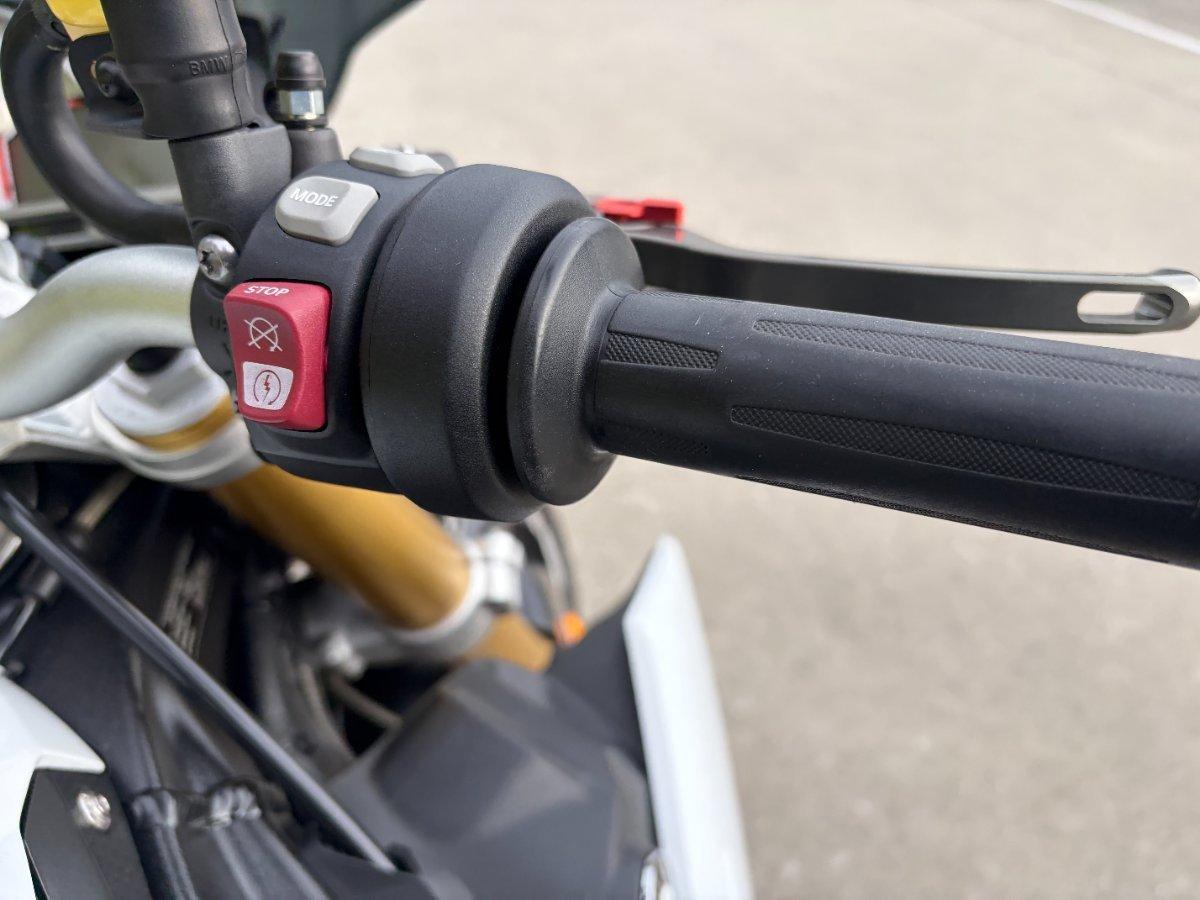 2016 BMW S 1000 R SPORTS