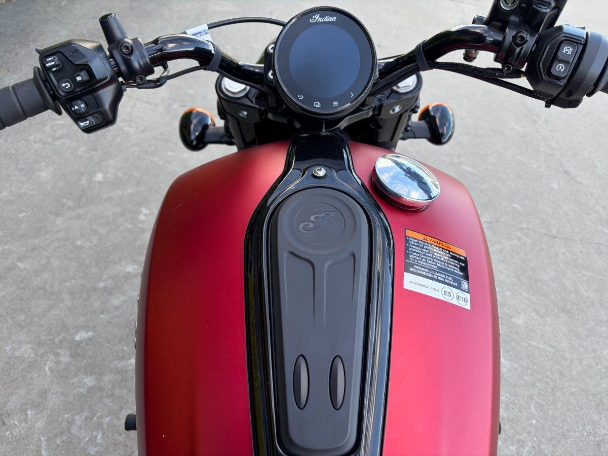 2025 INDIAN SCOUT BOBBER CRUISER