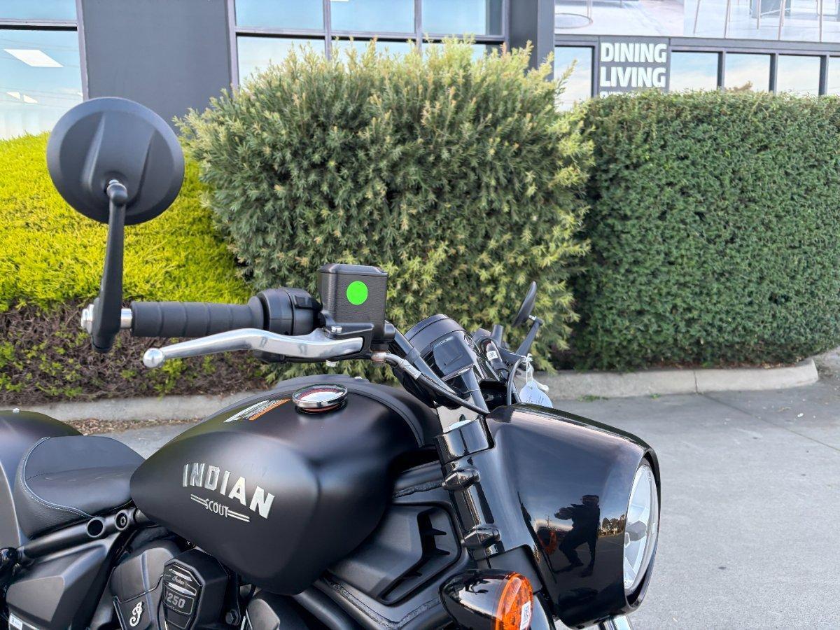 2025 INDIAN SCOUT BOBBER CRUISER