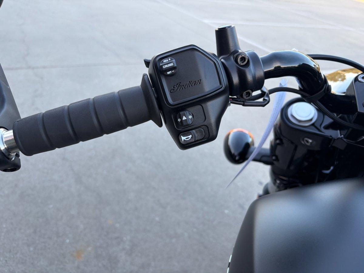 2025 INDIAN SCOUT BOBBER CRUISER