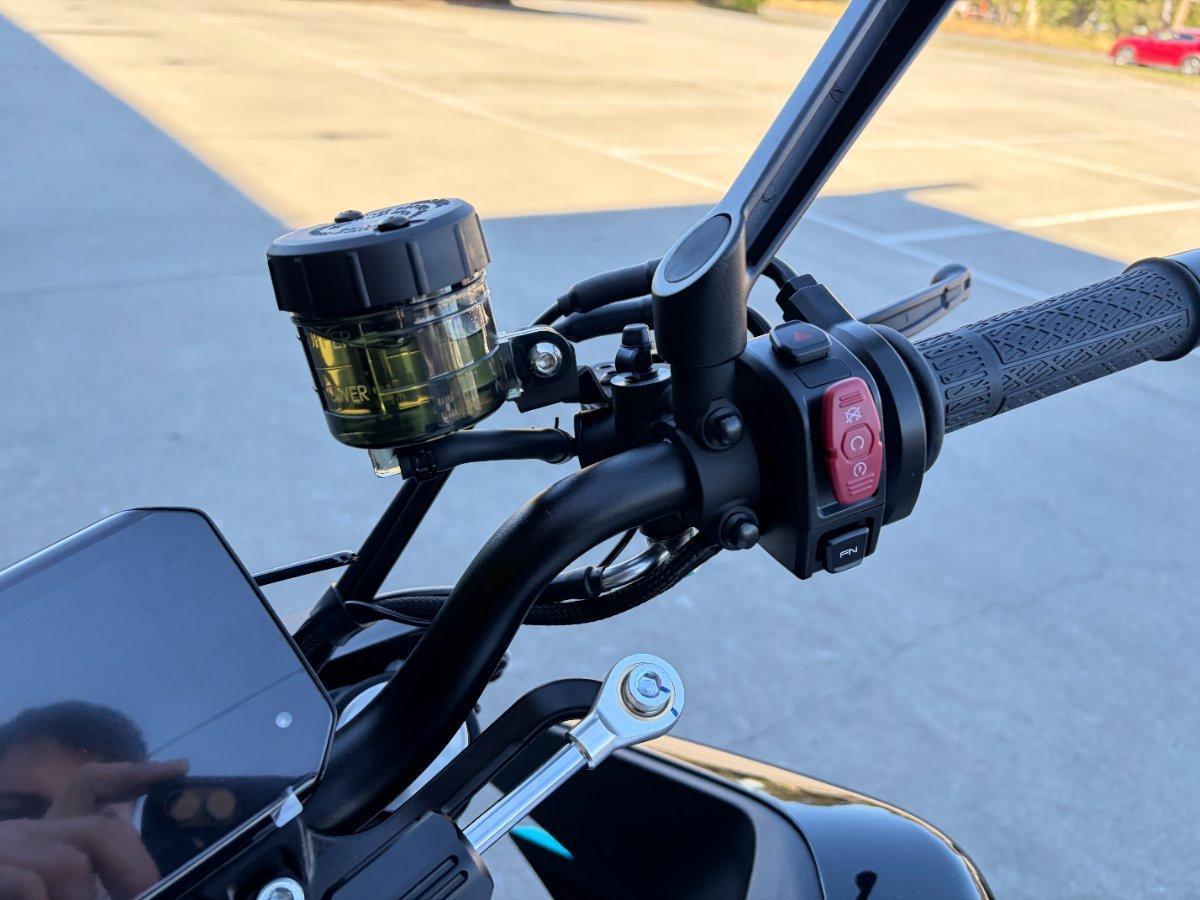 2025 CF MOTO 675 NK ROAD