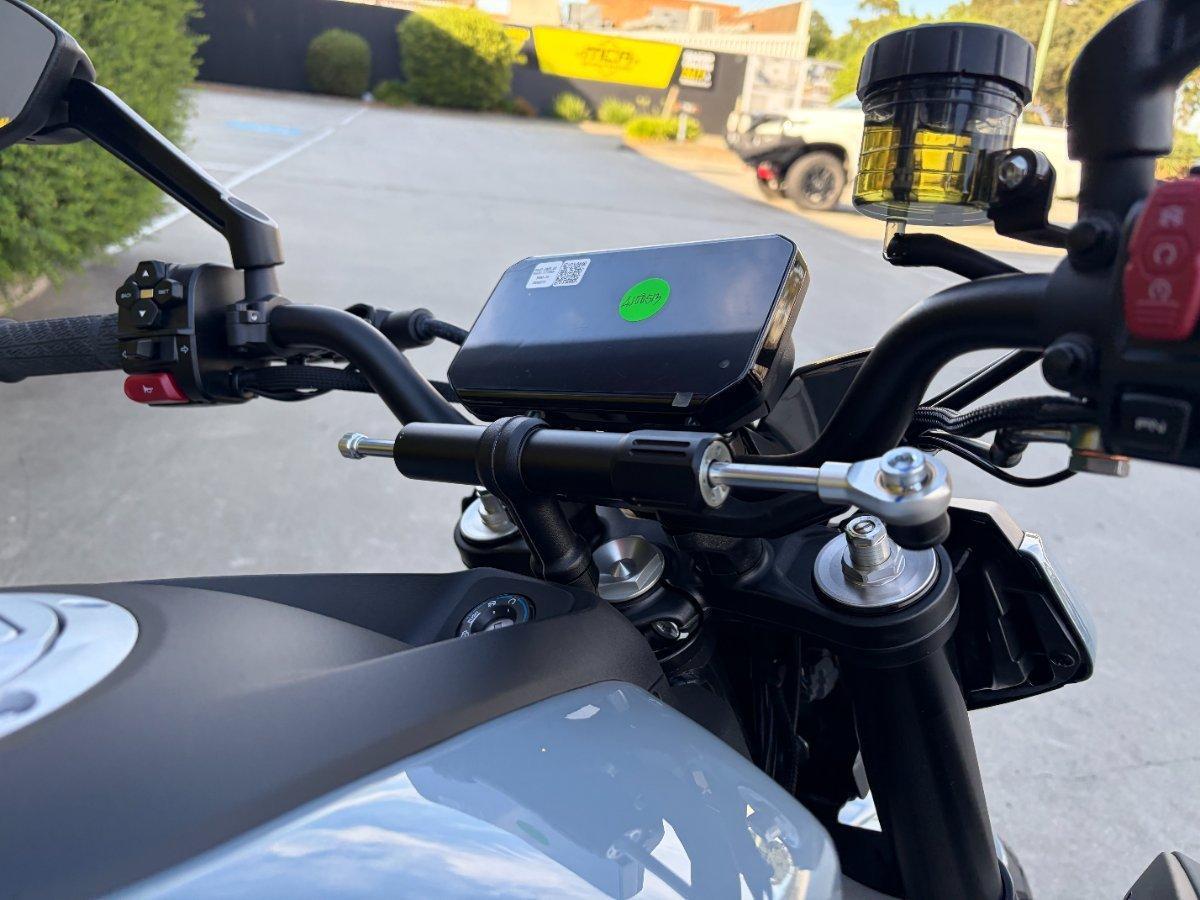 2025 CF MOTO 675 NK ROAD