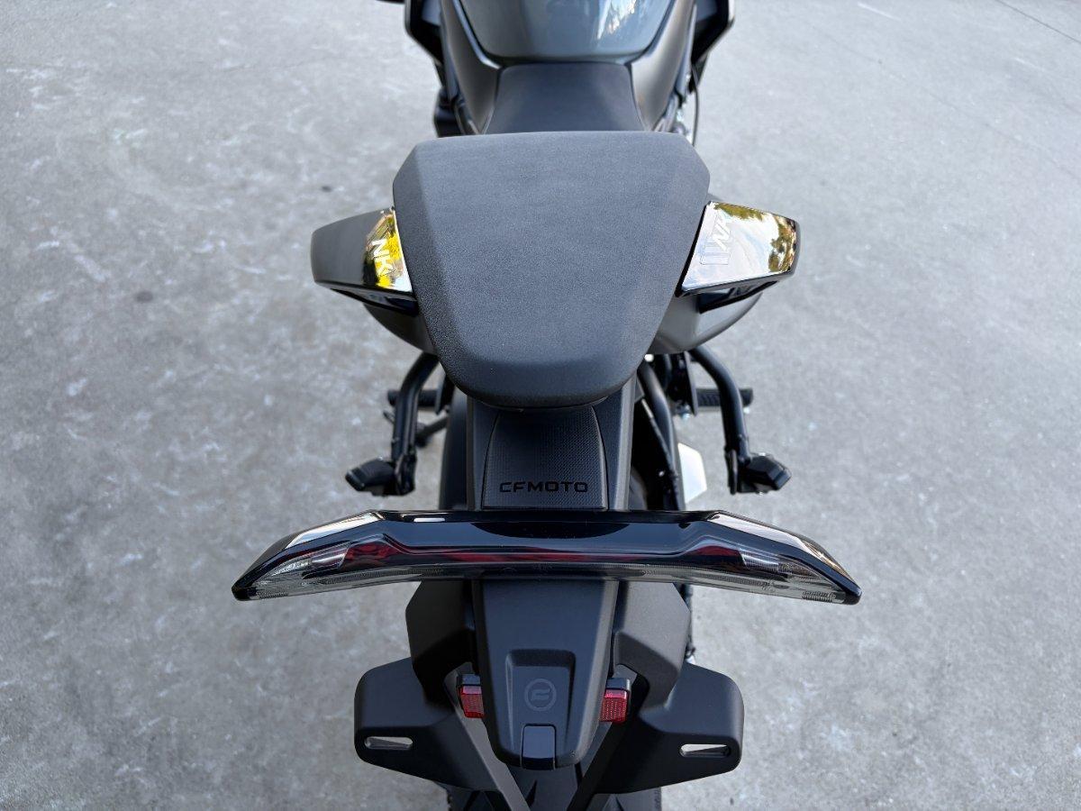 2025 CF MOTO 675 NK ROAD
