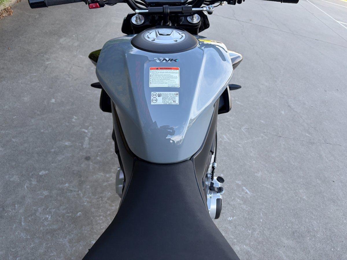 2025 CF MOTO 675 NK ROAD