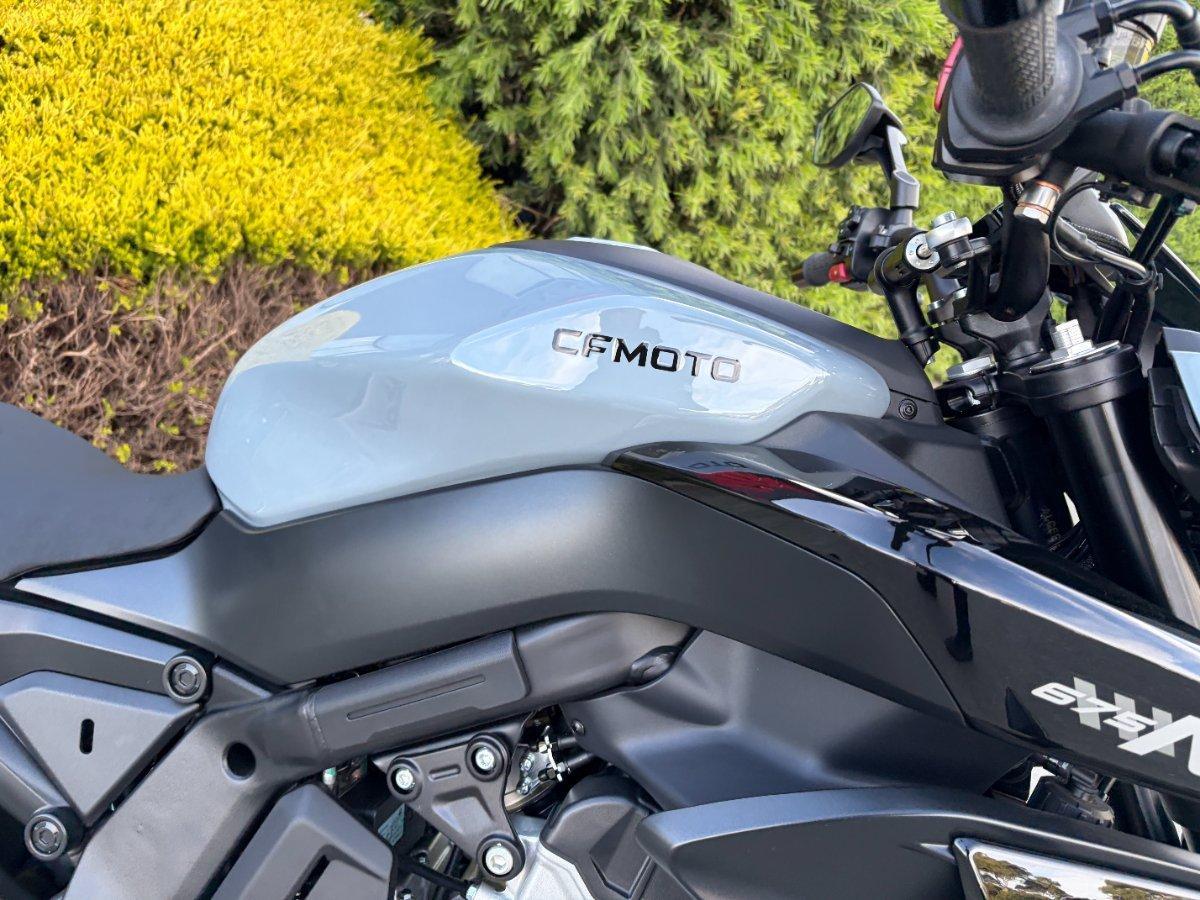 2025 CF MOTO 675 NK ROAD