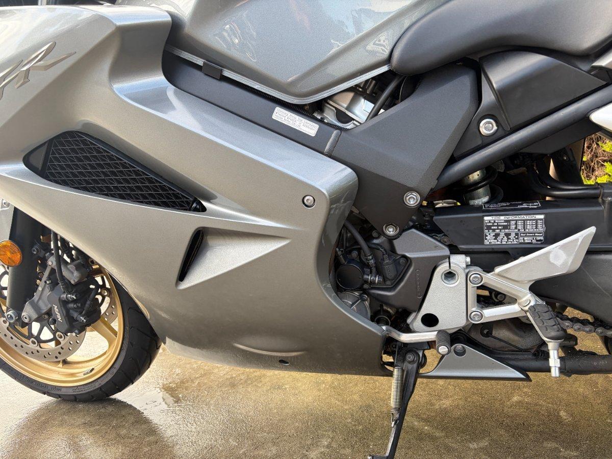 2011 HONDA VFR800F (VFR800FI) SPORTS