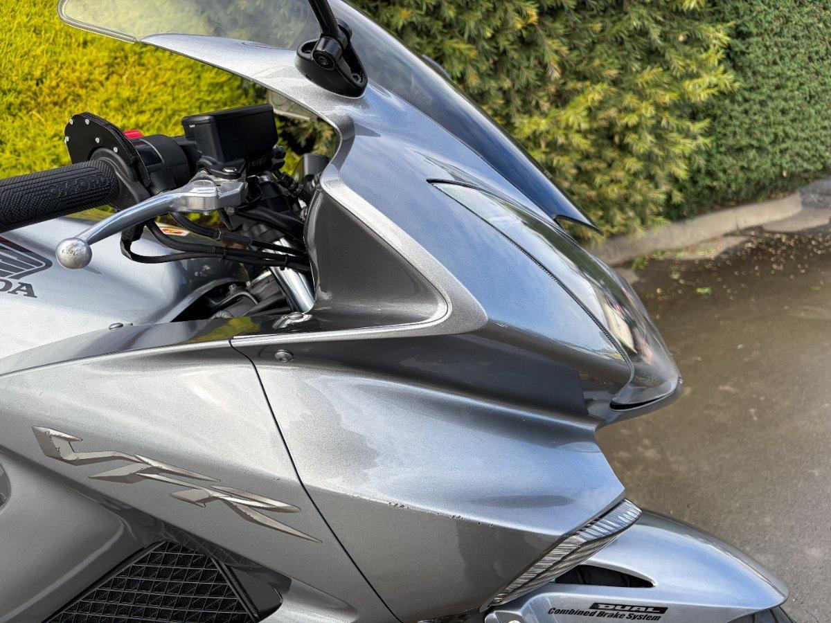 2011 HONDA VFR800F (VFR800FI) SPORTS