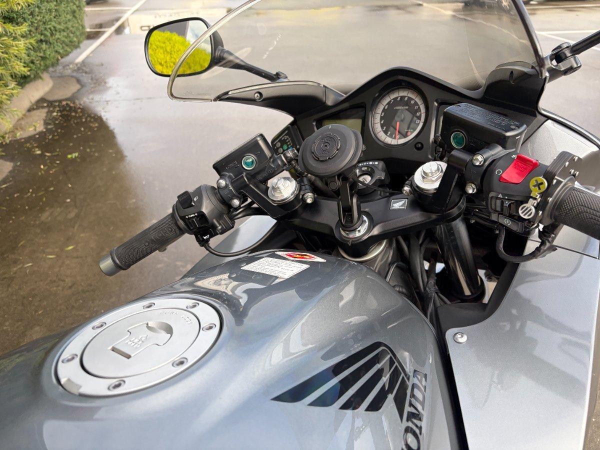 2011 HONDA VFR800F (VFR800FI) SPORTS