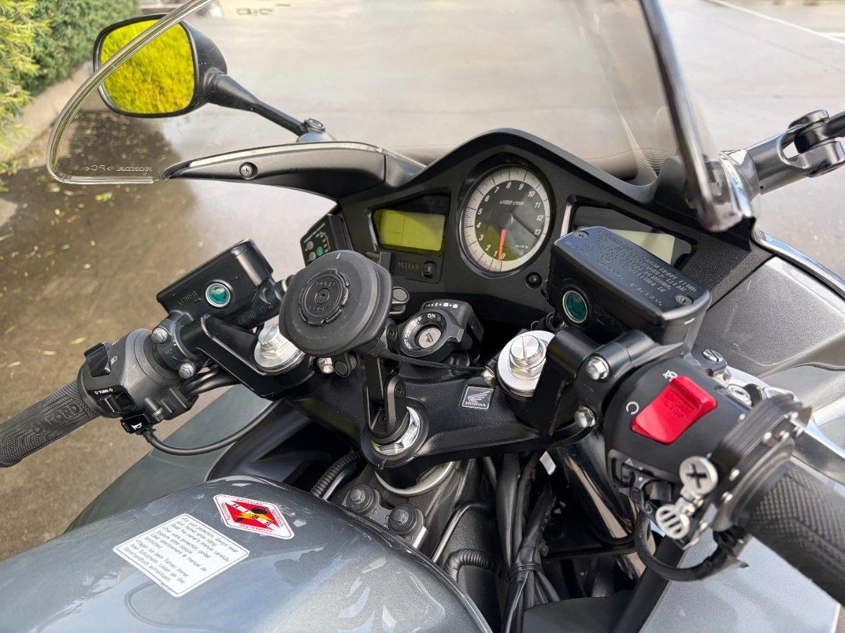 2011 HONDA VFR800F (VFR800FI) SPORTS