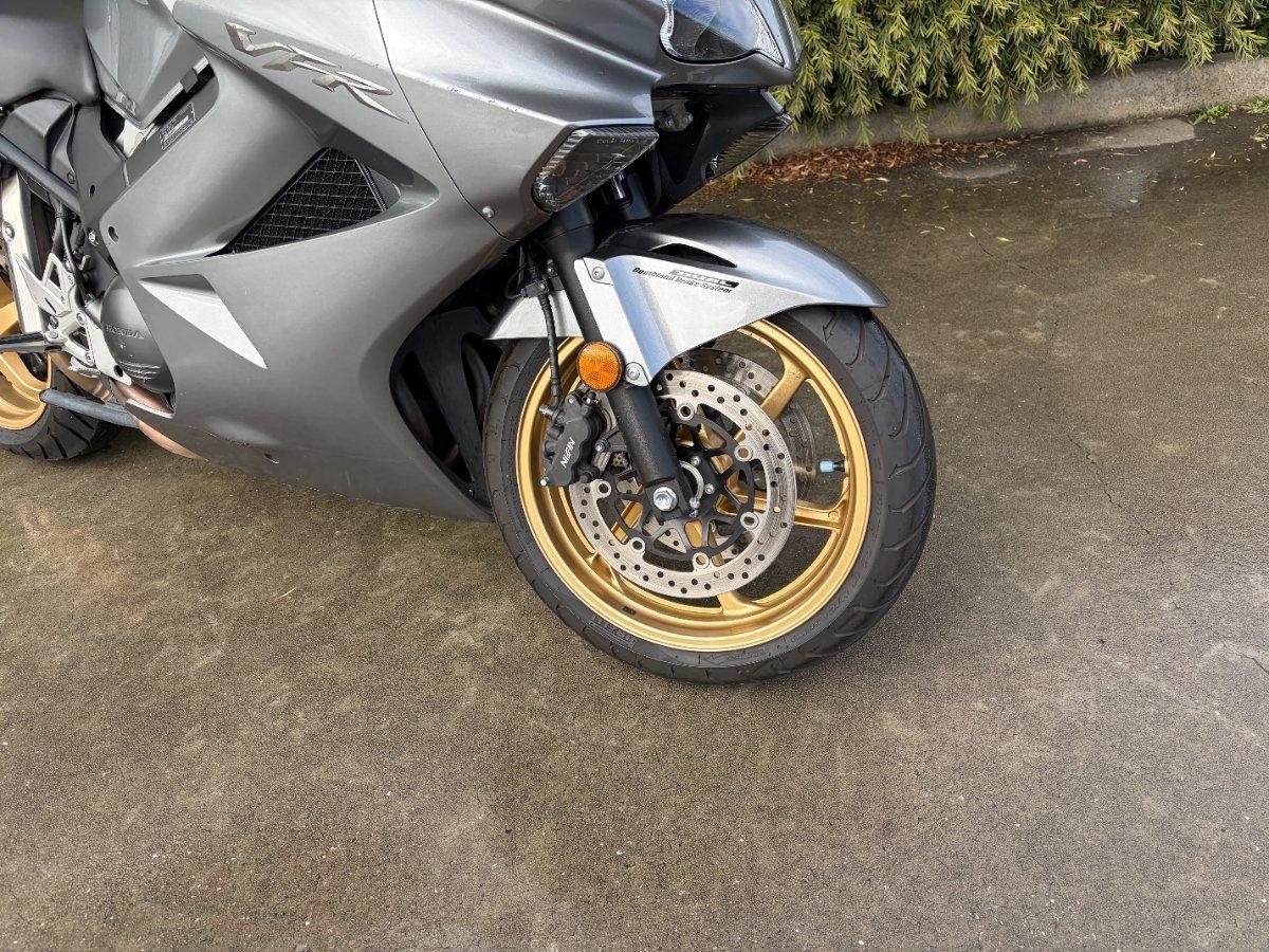 2011 HONDA VFR800F (VFR800FI) SPORTS