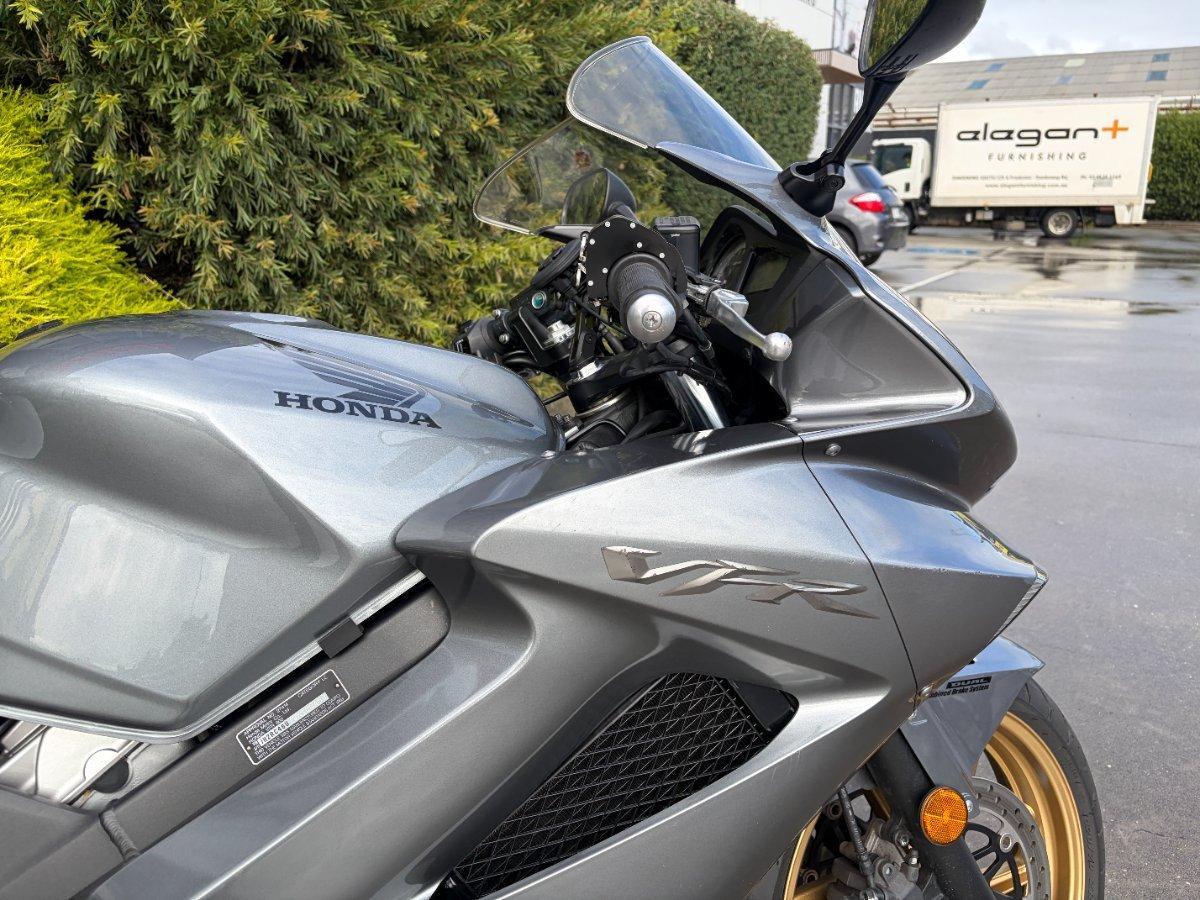 2011 HONDA VFR800F (VFR800FI) SPORTS
