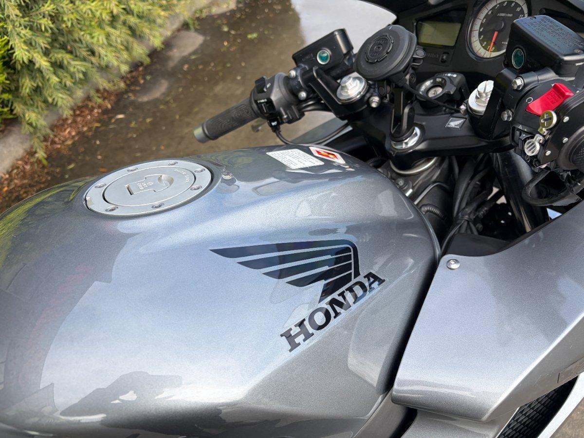 2011 HONDA VFR800F (VFR800FI) SPORTS