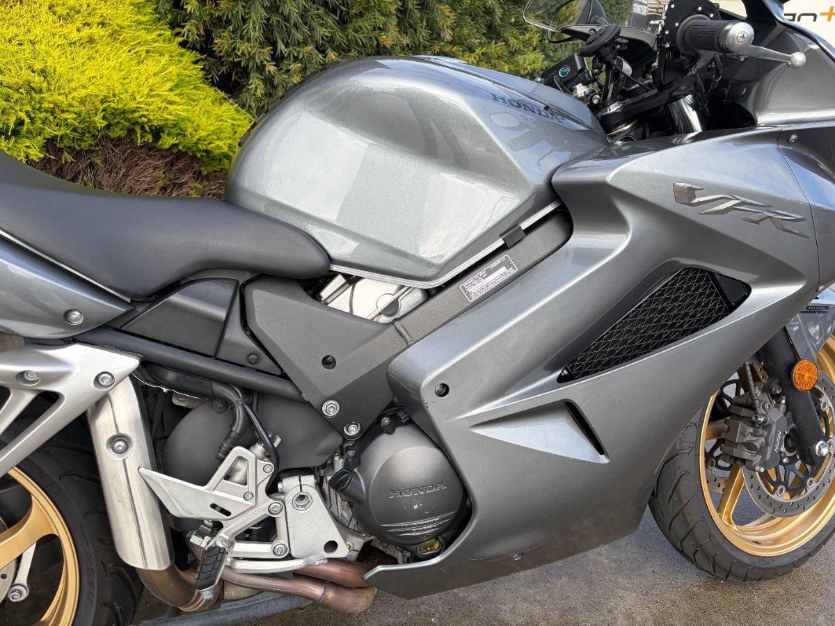 2011 HONDA VFR800F (VFR800FI) SPORTS