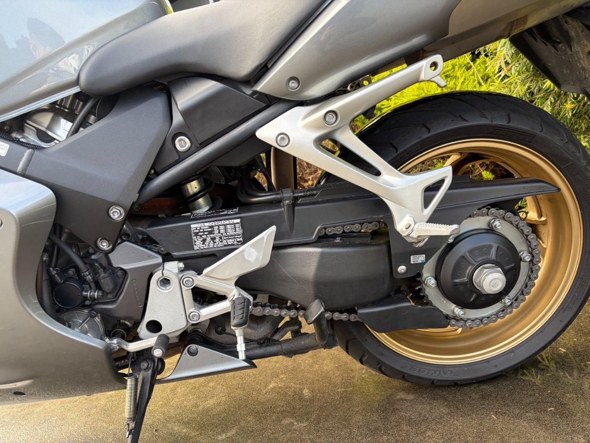 2011 HONDA VFR800F (VFR800FI) SPORTS