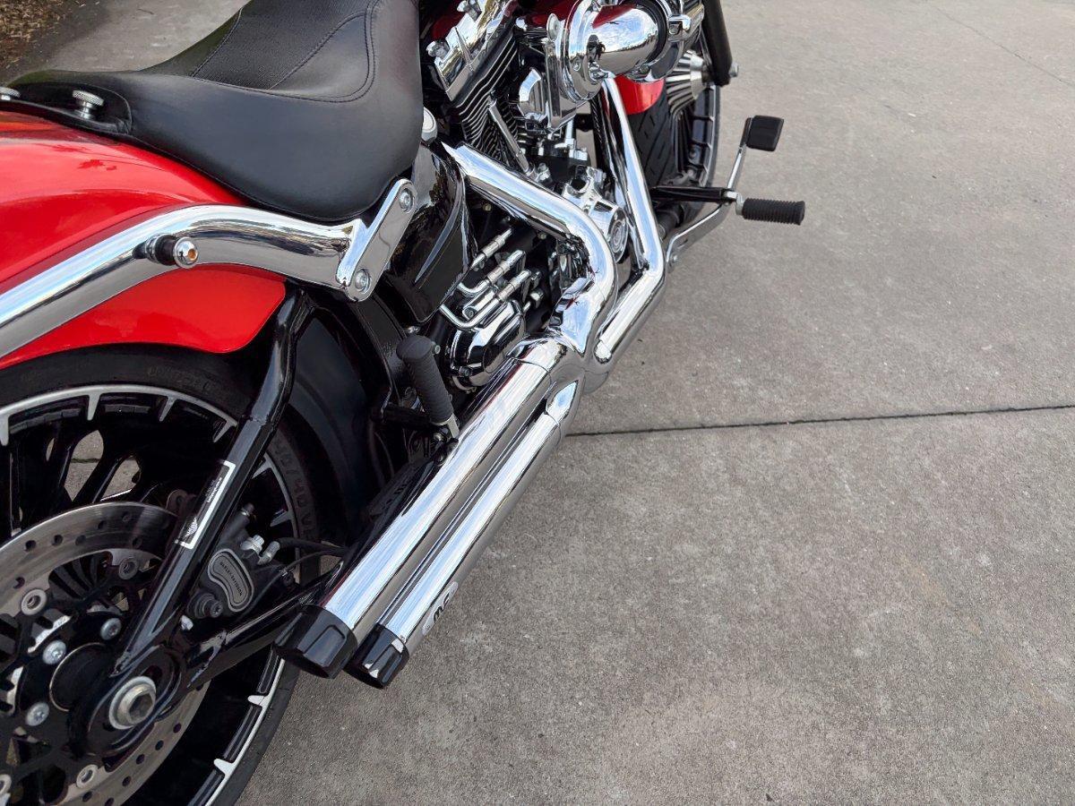 2017 HARLEY-DAVIDSON FXSB SOFTAIL BREAKOUT CRUISER