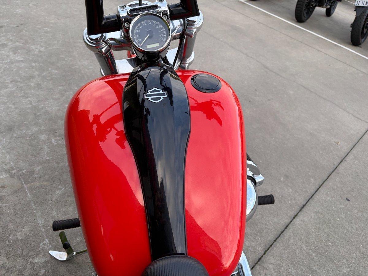2017 HARLEY-DAVIDSON FXSB SOFTAIL BREAKOUT CRUISER