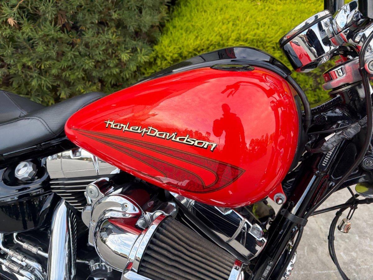 2017 HARLEY-DAVIDSON FXSB SOFTAIL BREAKOUT CRUISER