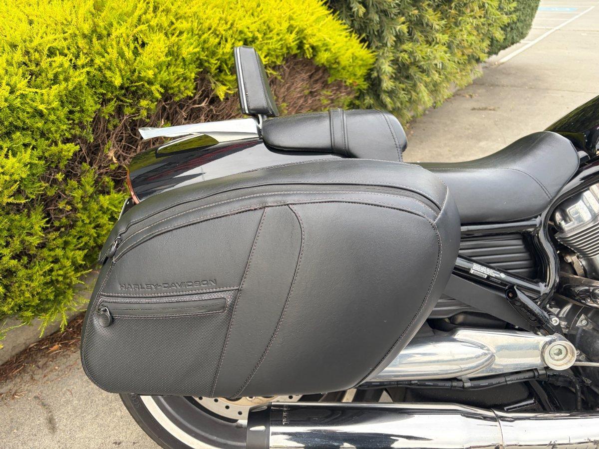 2015 HARLEY-DAVIDSON VRSCF MUSCLE CRUISER