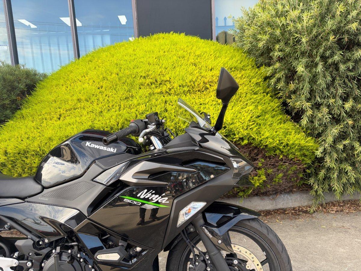 2025 KAWASAKI NINJA 500 SPORTS