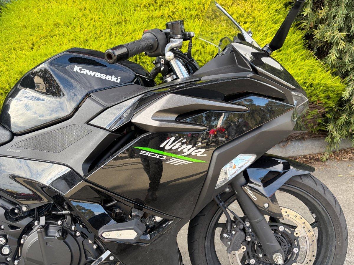 2025 KAWASAKI NINJA 500 SPORTS