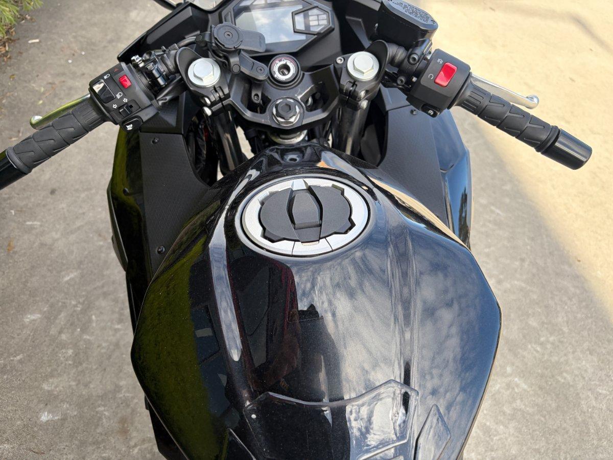 2025 KAWASAKI NINJA 500 SPORTS