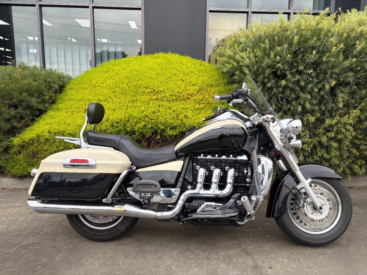 2015 TRIUMPH ROCKET III TOURING CRUISER