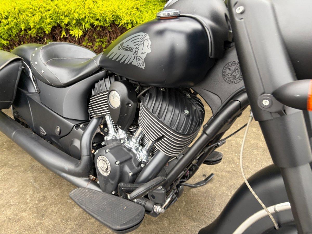 2016 INDIAN CHIEF DARK HORSE CRUISER