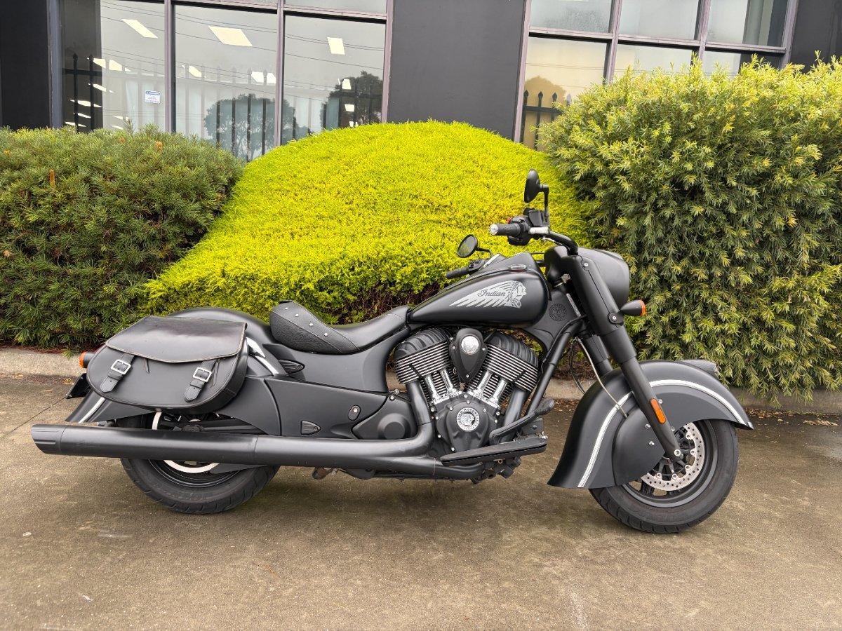 2016 INDIAN CHIEF DARK HORSE CRUISER