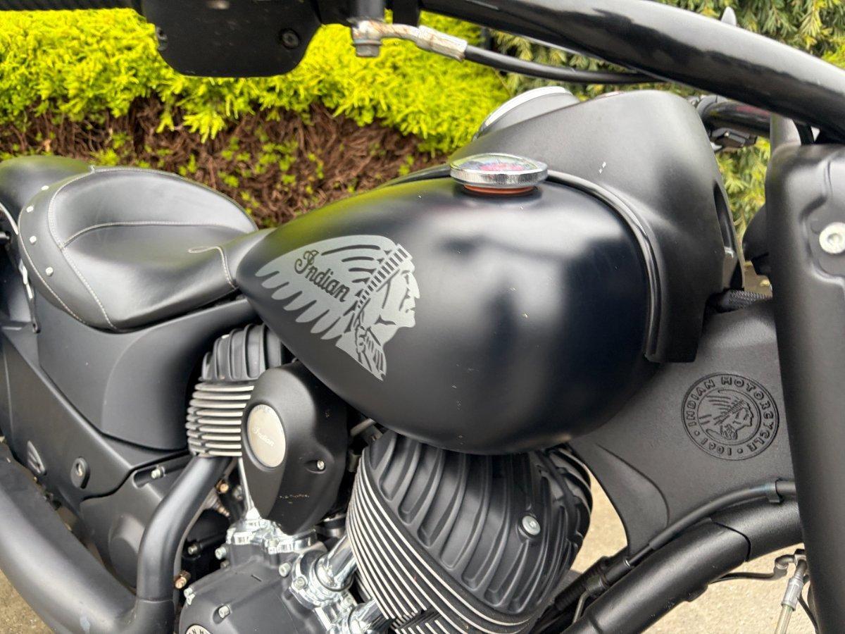 2016 INDIAN CHIEF DARK HORSE CRUISER