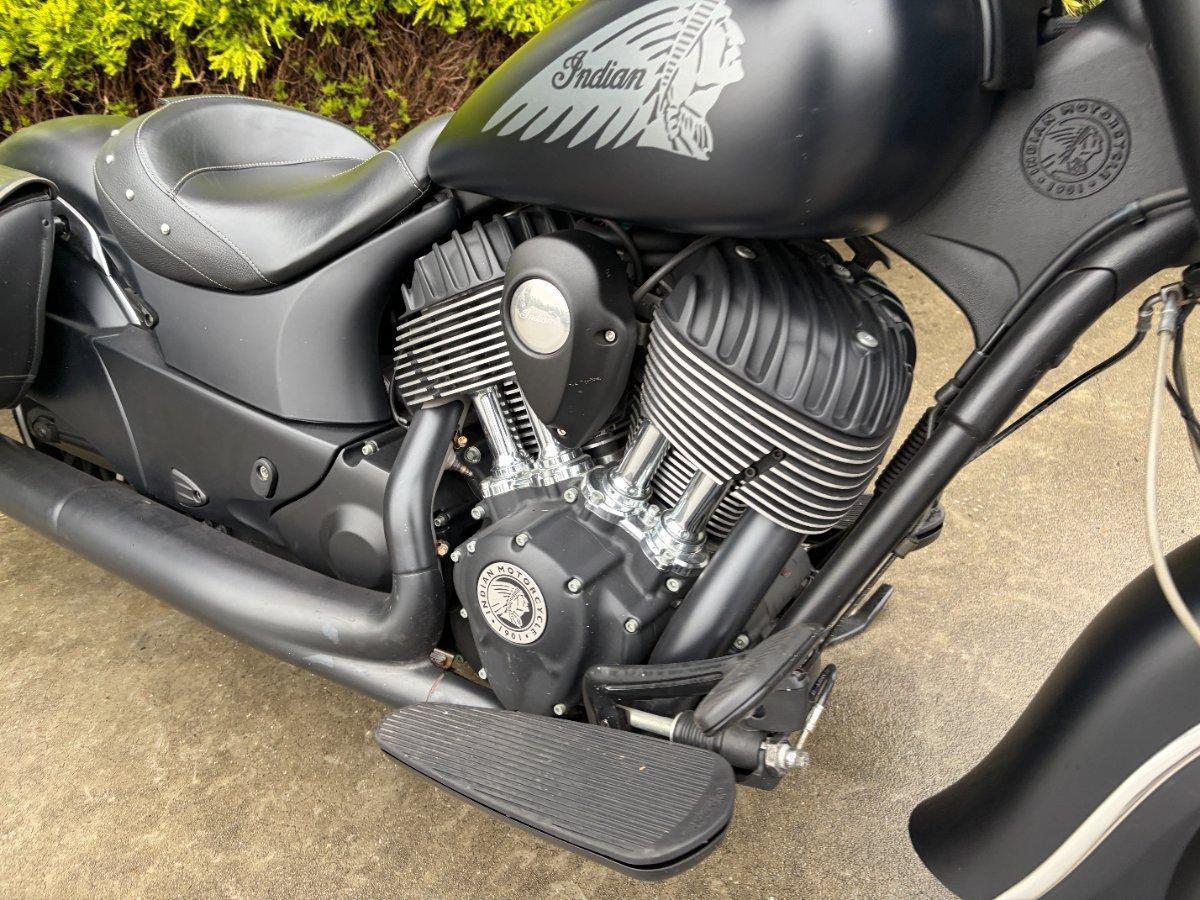2016 INDIAN CHIEF DARK HORSE CRUISER