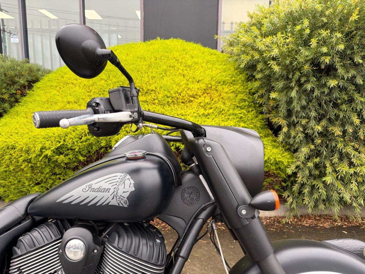 2016 INDIAN CHIEF DARK HORSE CRUISER