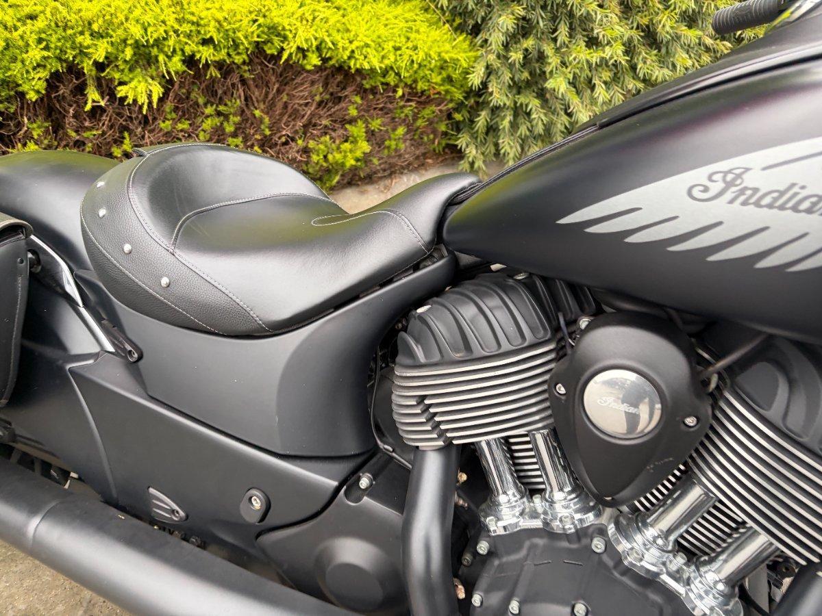 2016 INDIAN CHIEF DARK HORSE CRUISER