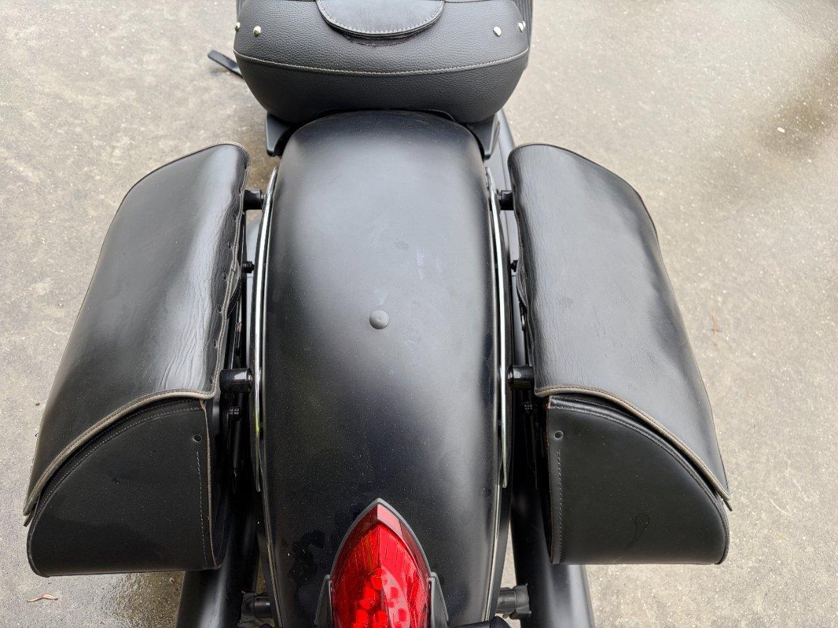 2016 INDIAN CHIEF DARK HORSE CRUISER