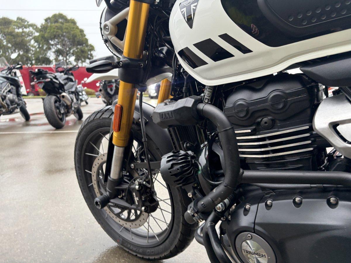 2025 TRIUMPH SCRAMBLER 400 X ROAD