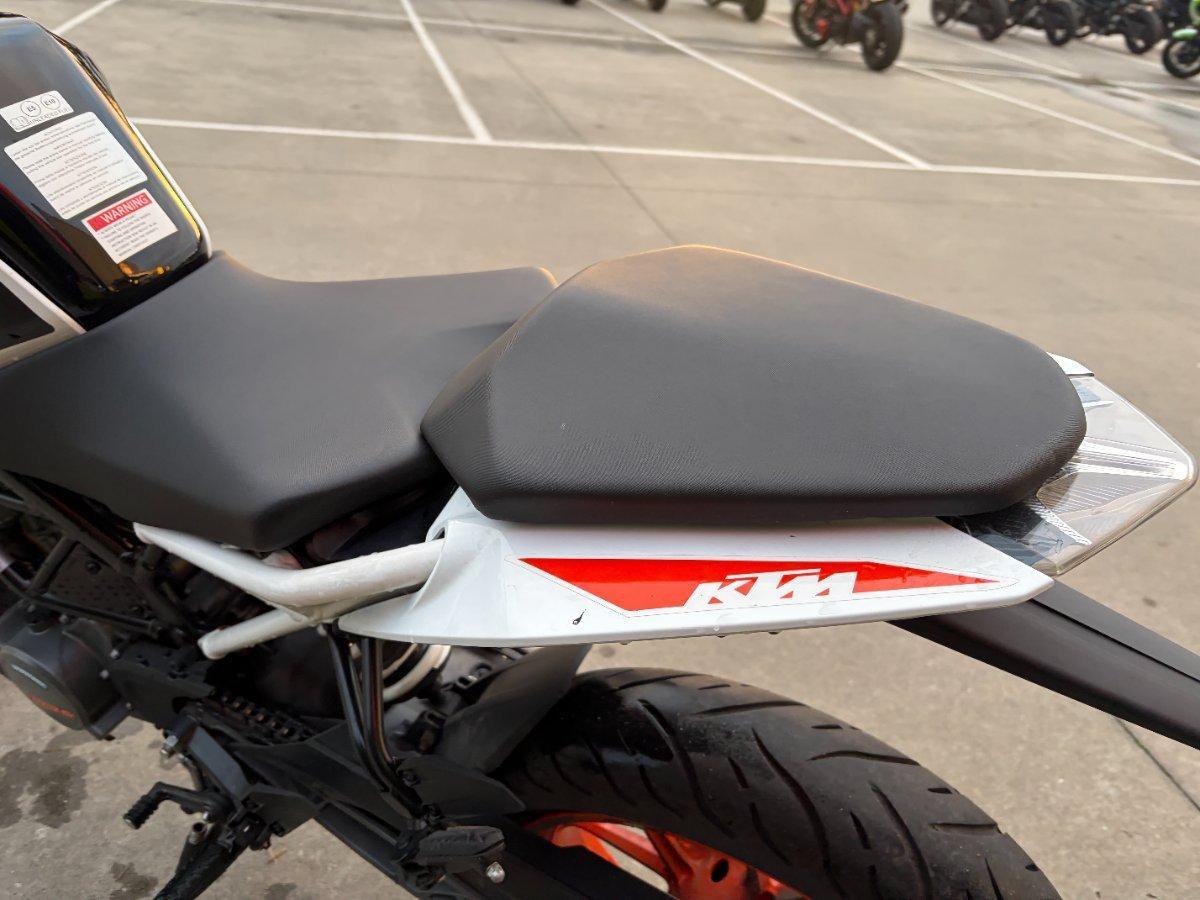 2021 KTM 200 DUKE ROAD