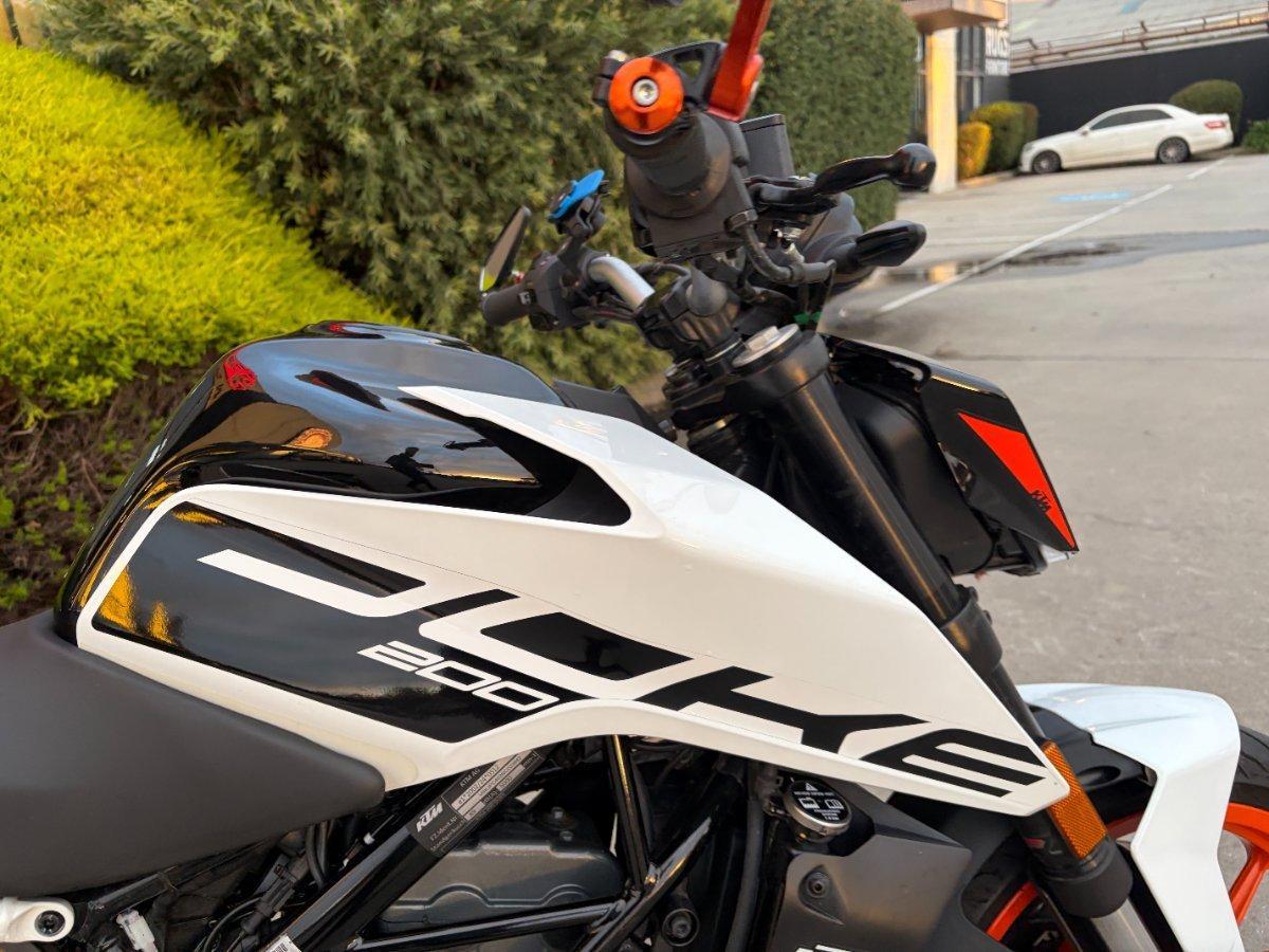 2021 KTM 200 DUKE ROAD