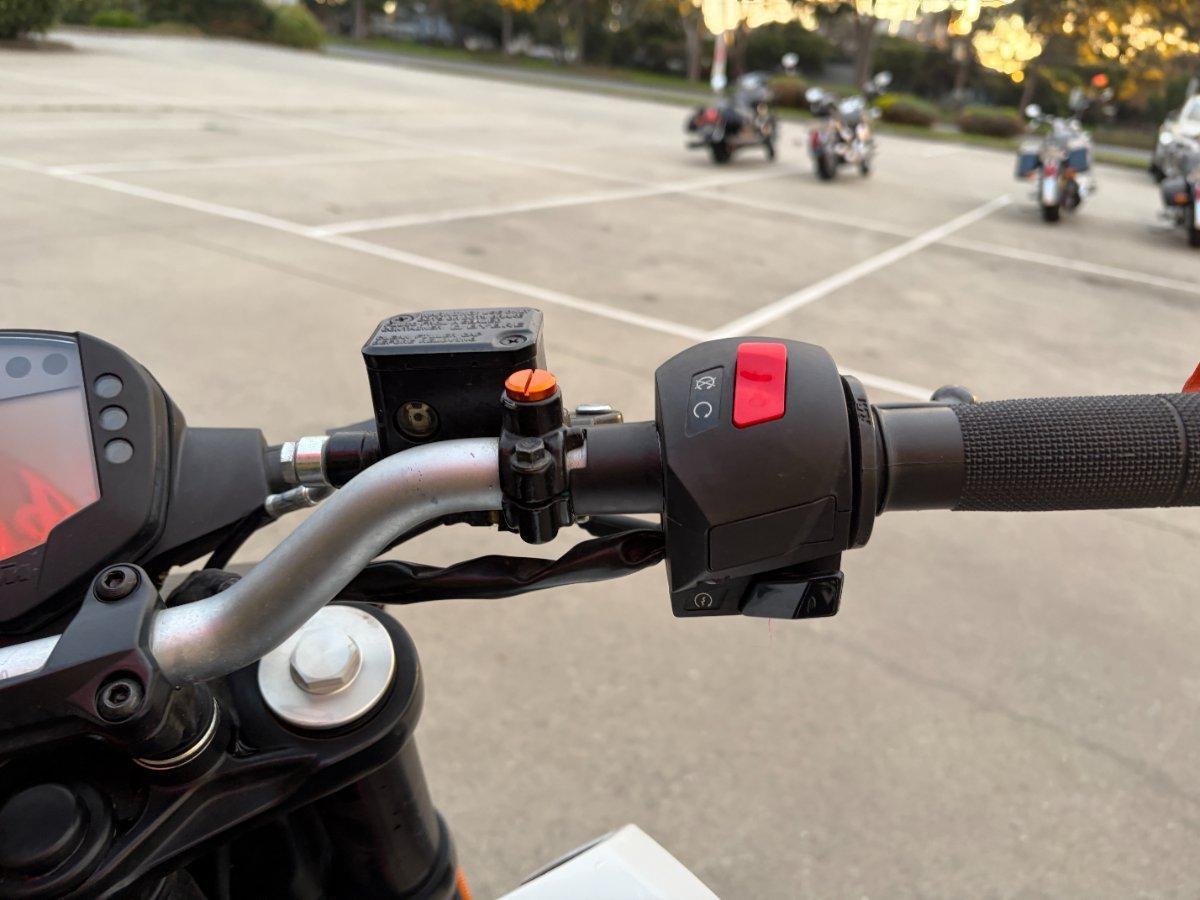2021 KTM 200 DUKE ROAD