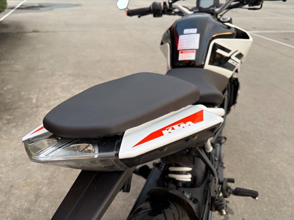 2021 KTM 200 DUKE ROAD