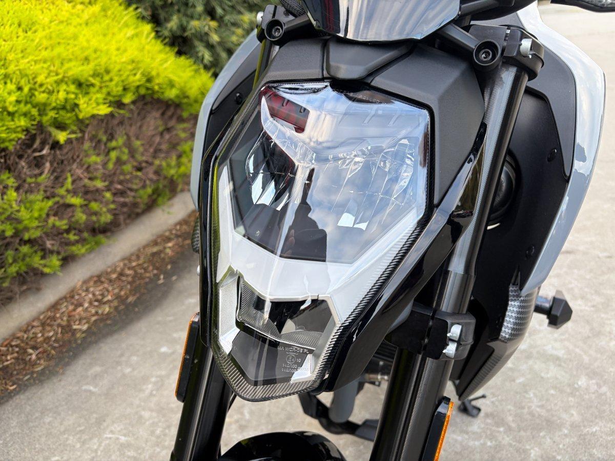 2025 CF MOTO 300 NK ABS ROAD