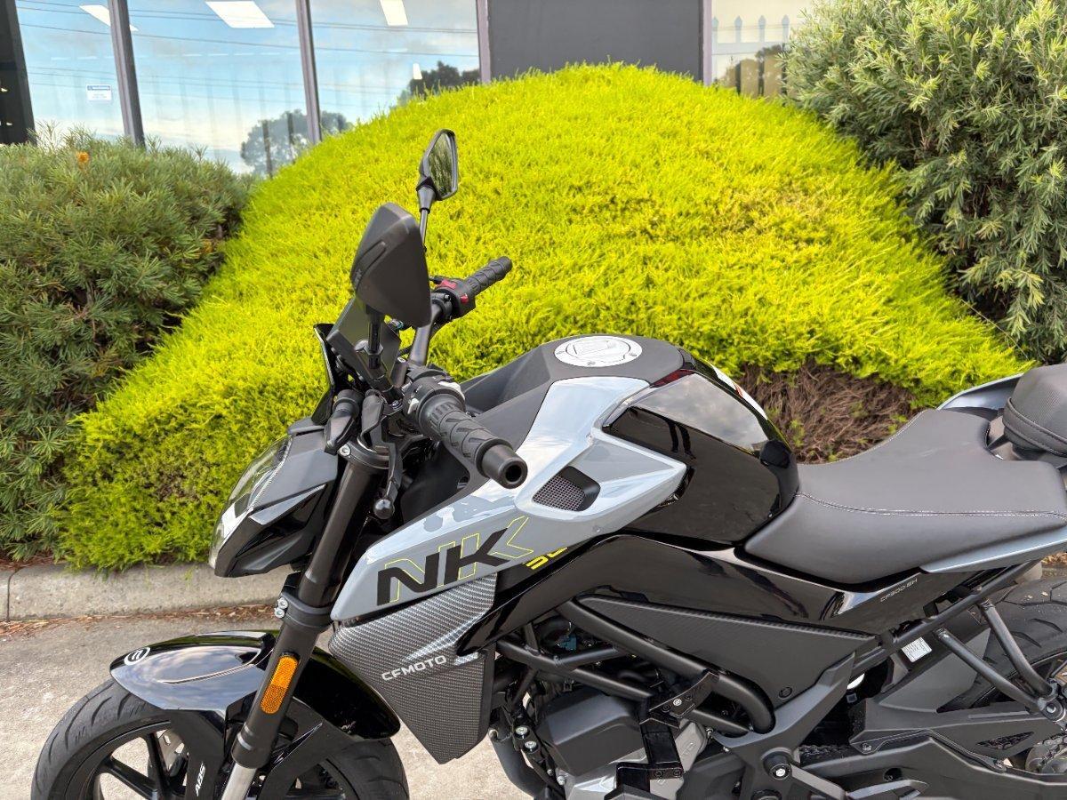 2025 CF MOTO 300 NK ABS ROAD