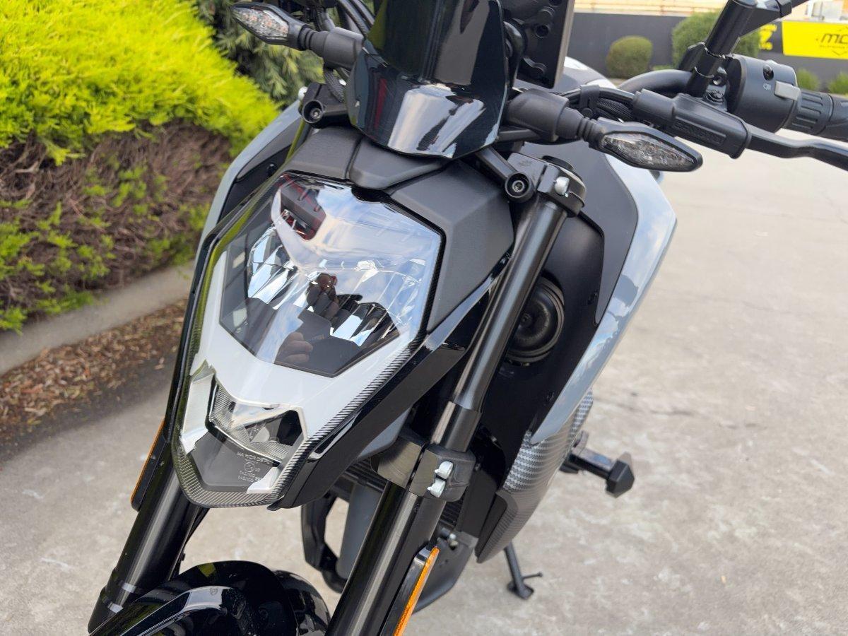 2025 CF MOTO 300 NK ABS ROAD