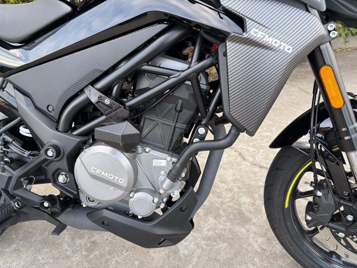 2025 CF MOTO 300 NK ABS ROAD