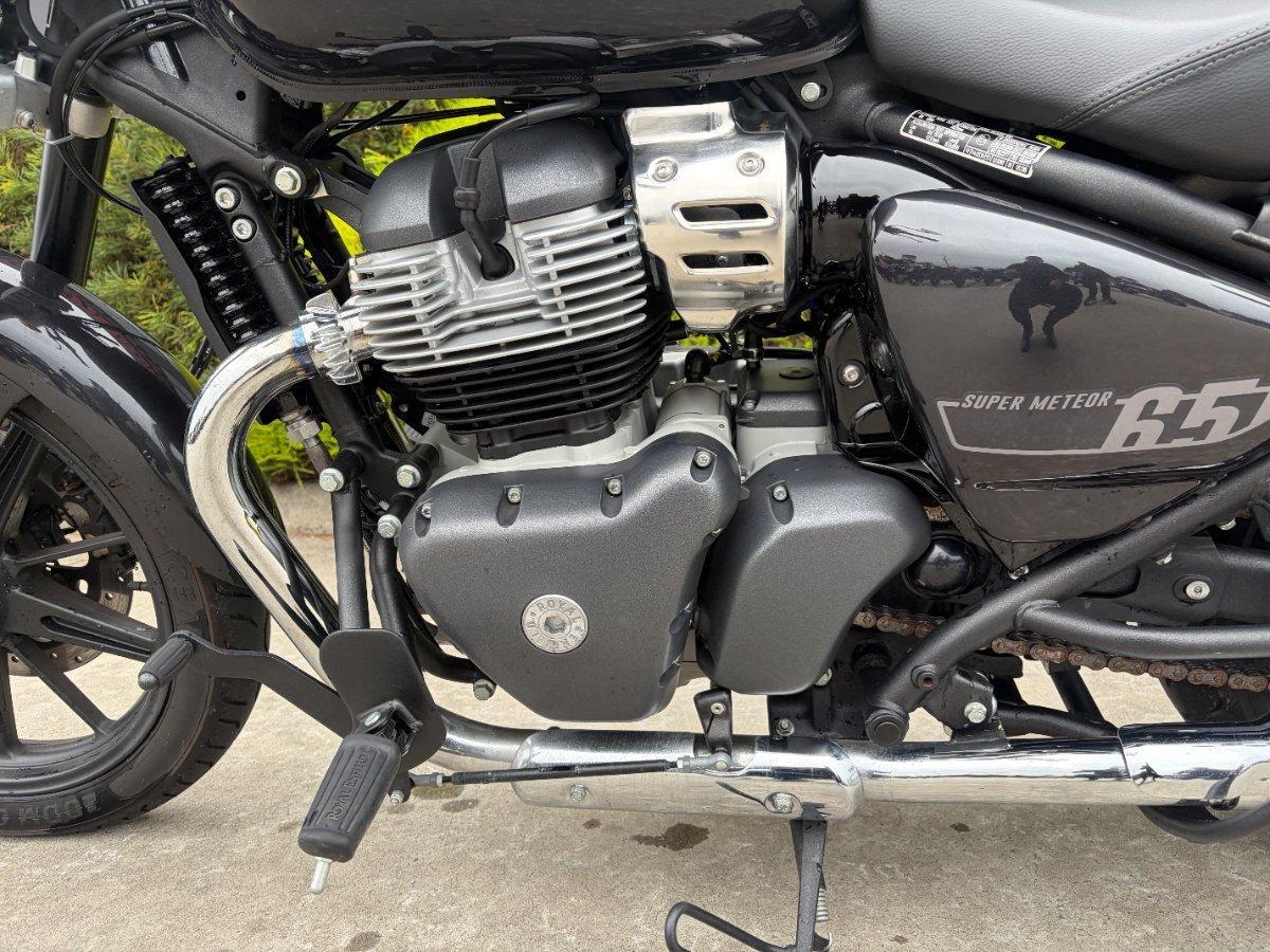 2025 ROYAL ENFIELD SUPER METEOR 650 ROAD