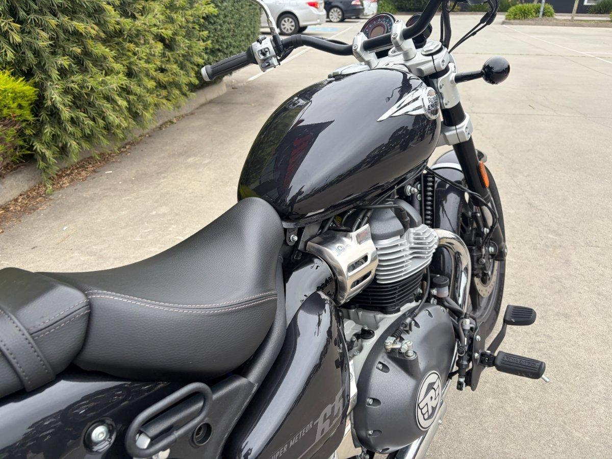 2025 ROYAL ENFIELD SUPER METEOR 650 ROAD