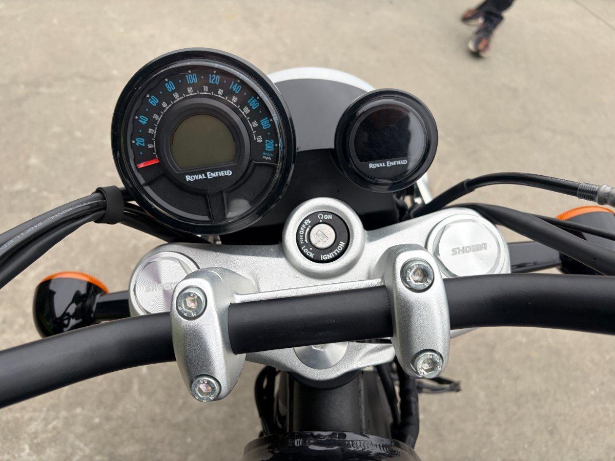 2025 ROYAL ENFIELD SUPER METEOR 650 ROAD
