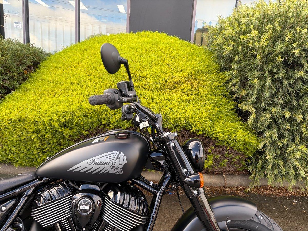 2026 INDIAN CHIEF BOBBER DARK HORSE 1890 CRUISER