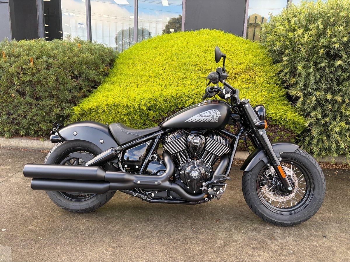 2026 INDIAN CHIEF BOBBER DARK HORSE 1890 CRUISER