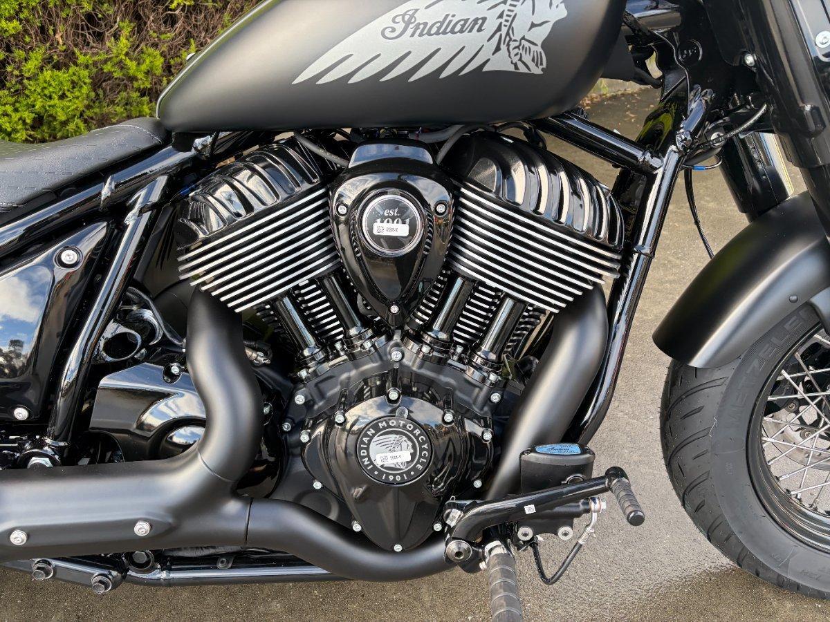 2026 INDIAN CHIEF BOBBER DARK HORSE 1890 CRUISER