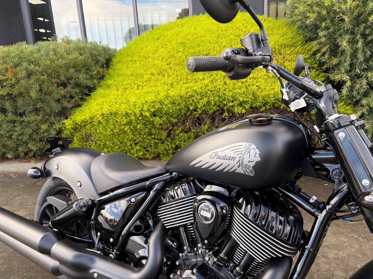 2026 INDIAN CHIEF BOBBER DARK HORSE 1890 CRUISER
