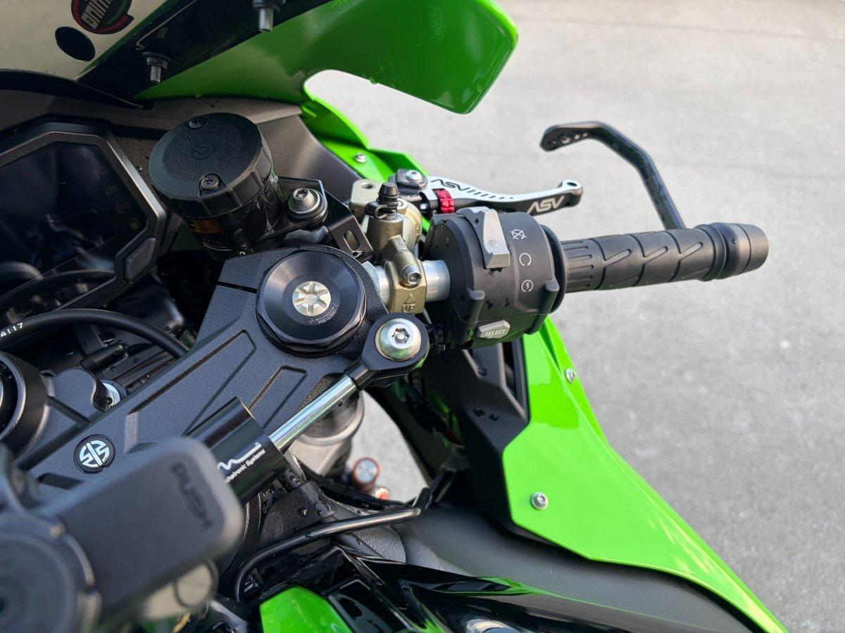 2025 KAWASAKI NINJA ZX-10R SPORTS